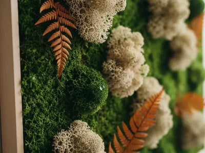Green setups for businesses: moss walls with logos, reception artwork, and gifts your clients will truly remember