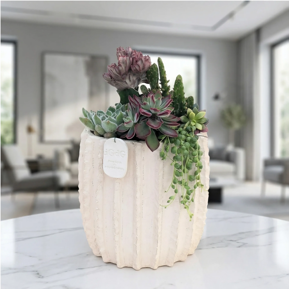 Vaso verticale in porcellana bianca in ceramica vaso lucido 3d elegante Vaso verticale in porcellana bianca in ceramica vaso lucido 3d elegante