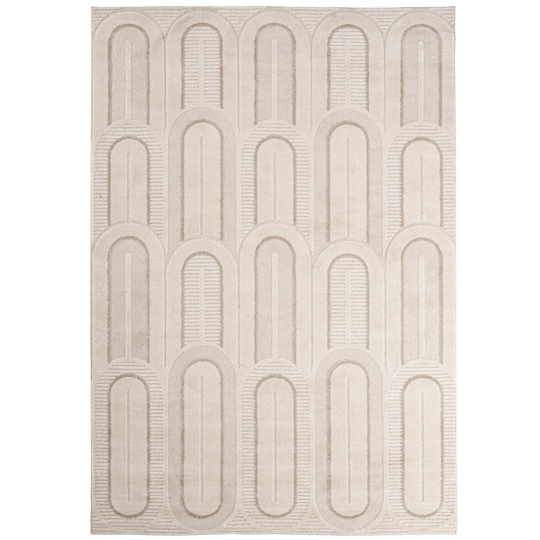  Tappeto contemporaneo color beige con motivo ad archi e linee in rilievo, ideale per arredamenti minimal e moderni